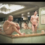 【無修正ゲイ動画】公衆浴場を楽しんでいる男たちがリラックスしながら過ごしている姿を定点カメラで見ることができちゃいます！