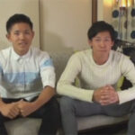 【ゲイ動画】友達と一緒にゲイ向けビデオに参加！19歳のノンケ2人組がゴーグルマンに責められて悶える姿をお互いに見られてしまう…！